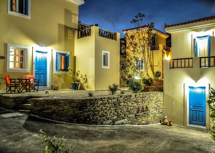 Mainades Maisonettes & Studios