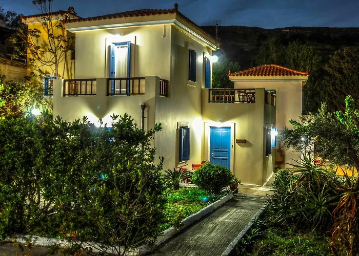 Mainades Maisonettes & Studios