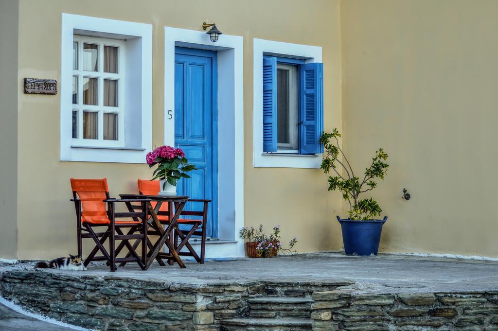 Апартаменты Mainades Maisonettes & Studios Menites