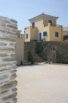 Apartment Mainades Maisonettes & Studios *