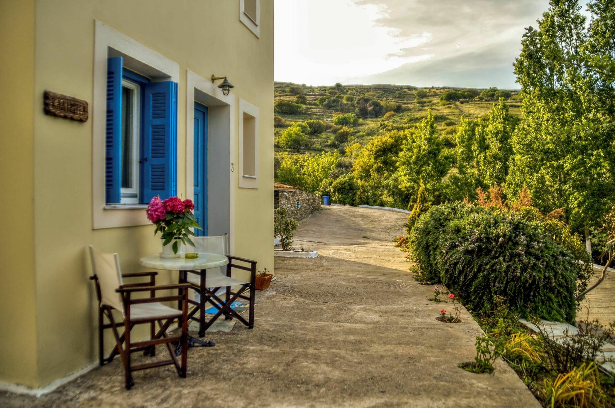 Apartment Mainades Maisonettes & Studios